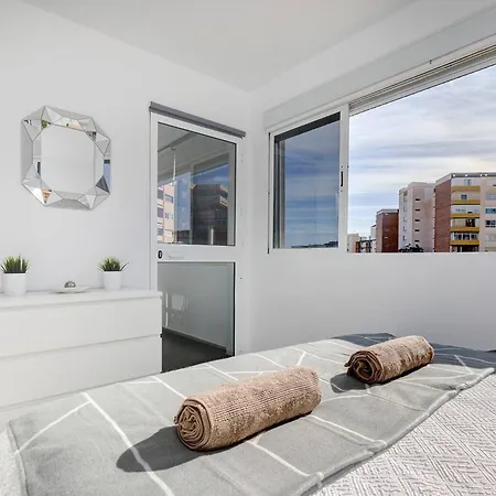 019 Stylish 3 Bed Ibensa Square Apt, Near & Bars Apartmán *
